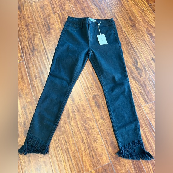 Boutique Close Out. Cello Jeans, Black, frayed hem, ankle/crop length. - Picture 3 of 3
